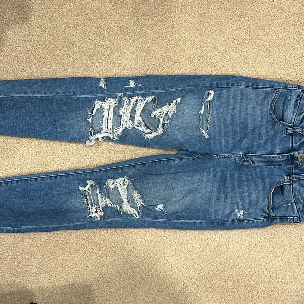 American Eagle next level skinny jeans short with holes